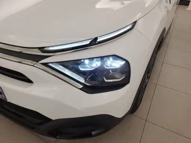 Citroën C4 e- 136 ch automatique — photo 64