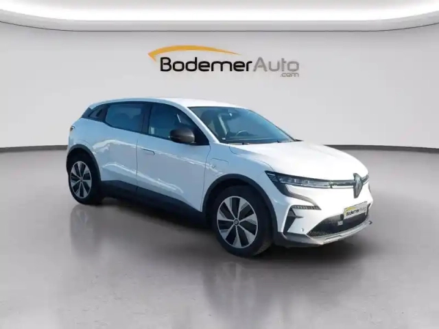 Renault Megane e-tech ev60 130ch super charge — photo 7