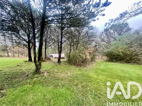 Terrain 1764 m²