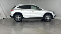 Mercedes Gla 200 d 150ch Progressive Line 8G-DCT — photo 4