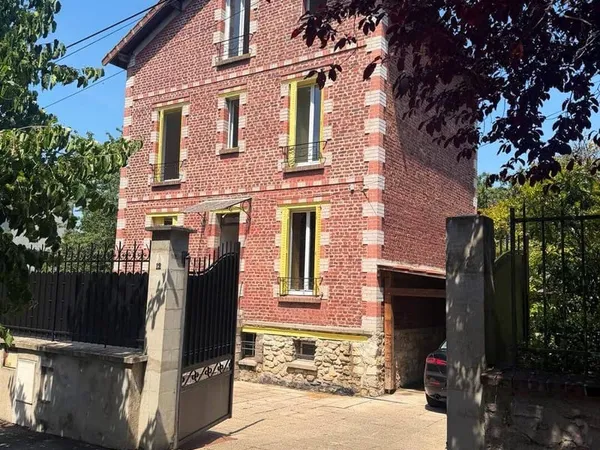 Maison 6 pièces 142 m²