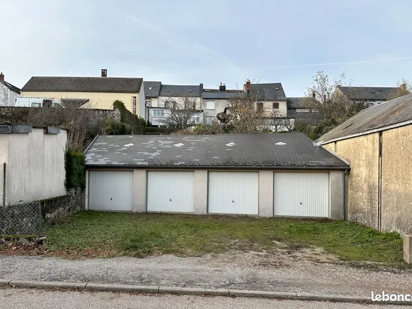 Garages / Boxs à louer en centre ville