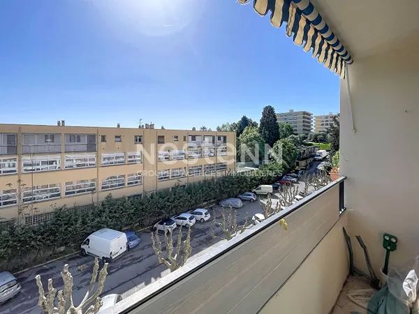 Appartement 4 pièces à louer à Grasse - Saint Claude, exclusivité NESTENN Peymeinade