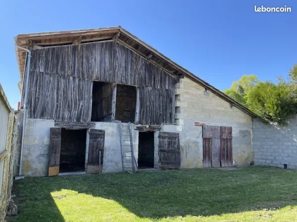 Marsas 33620 grange à rénover beau potentiel