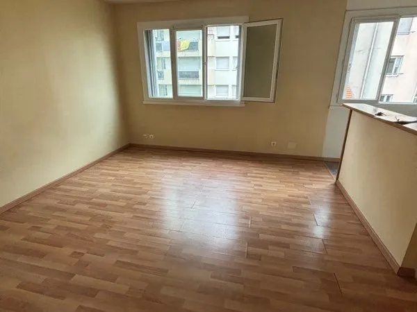 Studio T1 27m2 centre-ville