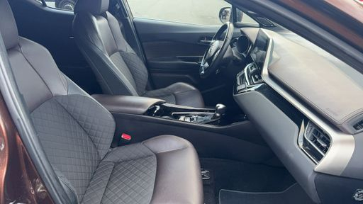 Toyota C-HR 1.8 VVT-i 122 Hybrid 2WD CVT 99 - Distinctive – 2018 – 100514 km – Hybride essence – Boîte Automatique — photo 20
