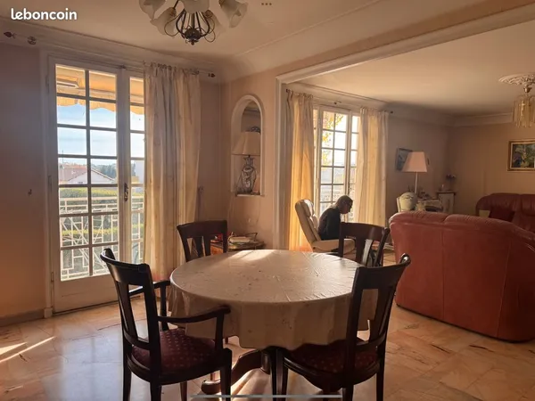 Montpellier Appartement T4, 102m2 Terasse + Parking + Cellier