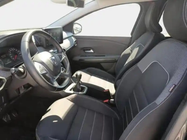 Dacia Jogger 1.0 eco-g 100ch sl extreme+ 7 places — photo 9