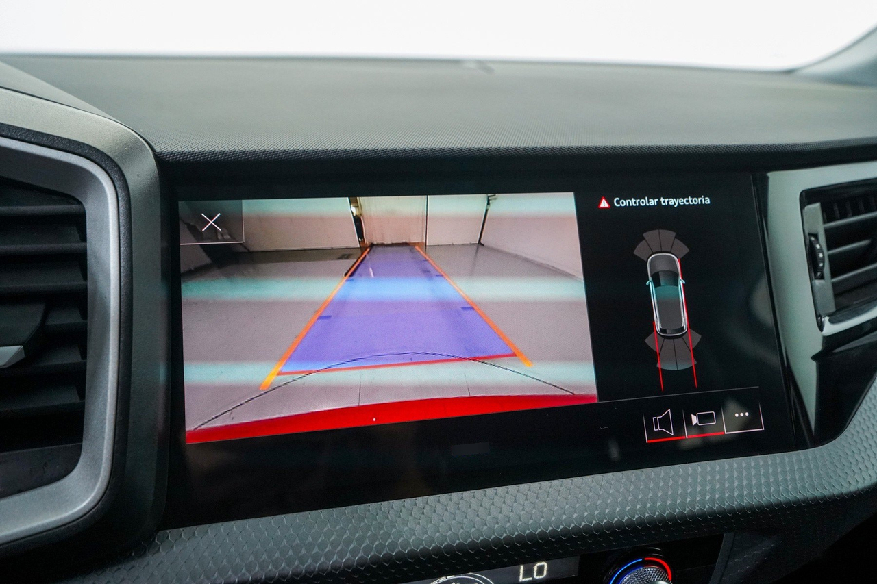 Audi A1 Sportback — photo 25