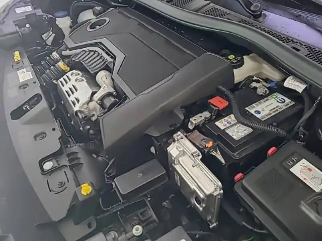 Peugeot 2008 hybrid 145 e-dcs6 — photo 104