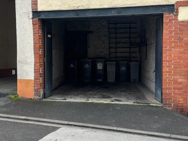 Garage centre ville 21m2
