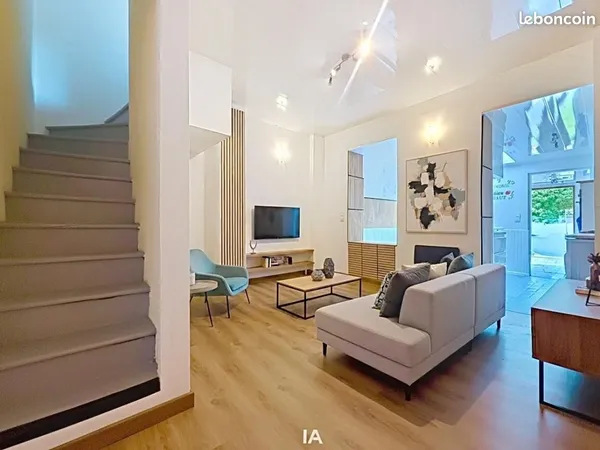 Maison de ville rénovée à neuf