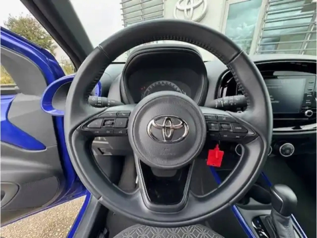Toyota Aygo 1.0 vvt-i 72 design cvt — photo 7