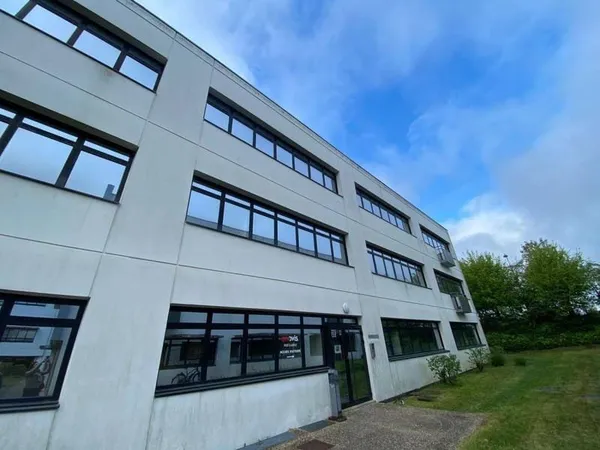 Bureaux 402 m²