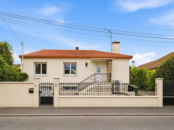 Maison de plain-pied 6 pièces 74 m²