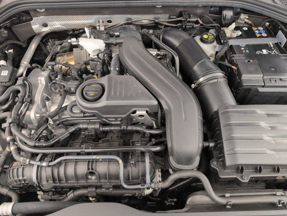Volkswagen Golf 8 — photo 21