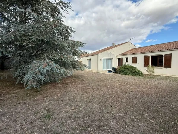 Maison 4 pièces 142 m²
