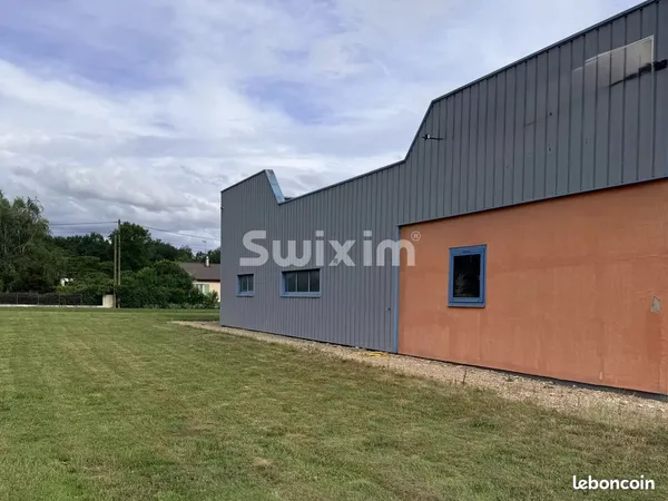 Bureaux, entrepôt, atelier 360 m² Saint-Étienne-du-Bois