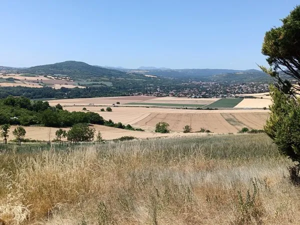 Terrain 1909 m² Veyre-Monton