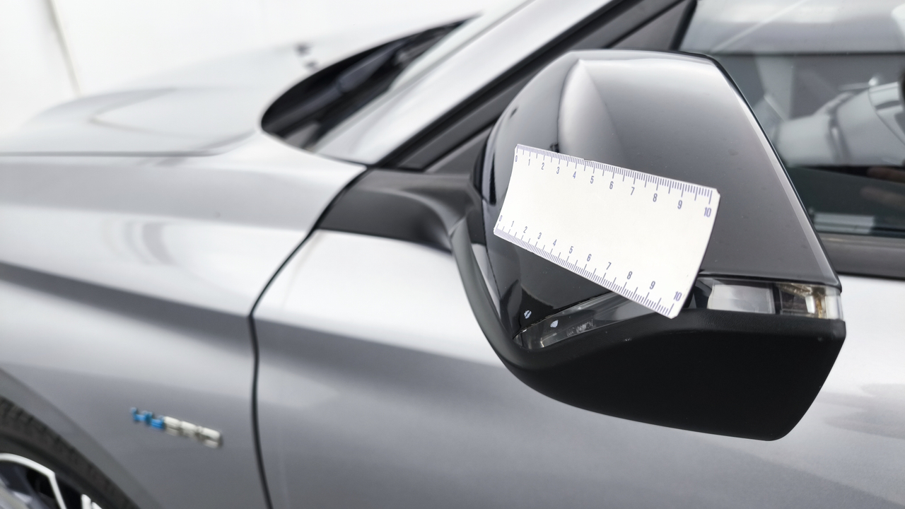 Peugeot 308 SW PHEV 180 e-EAT8 — photo 42