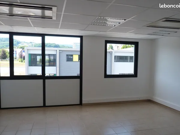 Bureaux 87 m2 Pringy Promery