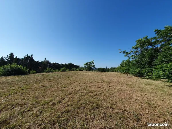Terrain à bâtir de 332 m² à LA BRILLANNE (04)