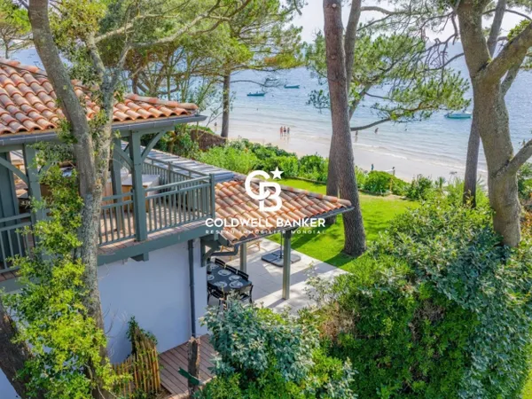 PYLA-SUR-MER - VILLA D'EXCEPTION EN PREMIÈRE LIGNE AVEC ACCÈS PR