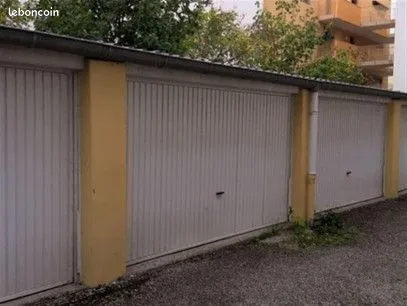 Stationnement Vente Lyon 60000€