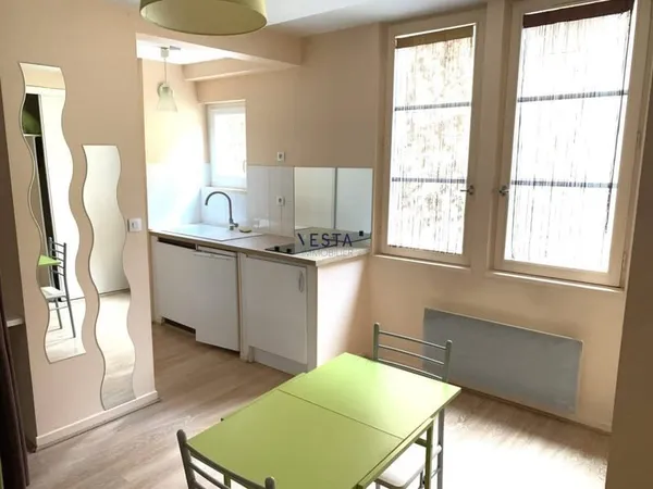 Studio 1 pièce 26 m²