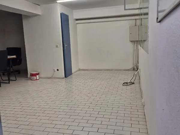 Bureau / Espace de coworking 30 m² - Canet-en-Roussillon - Idéal indépendant ou profession libérale