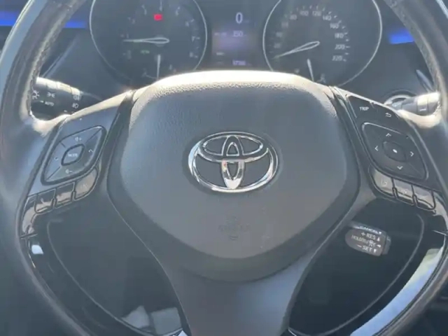 Toyota C-Hr 1.2 t 2wd graphic 116 ch — photo 22