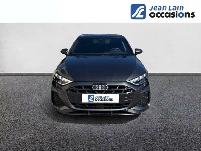 Audi A3 sportback tfsi mild hybrid 150 s tronic 7 — photo 2