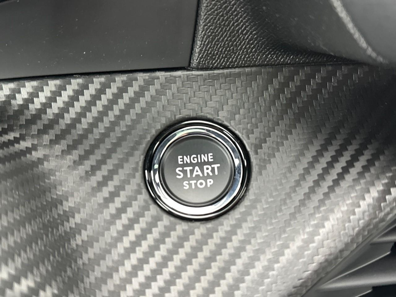 Peugeot 2008 puretech 130 s&s eat8 gt line — photo 27