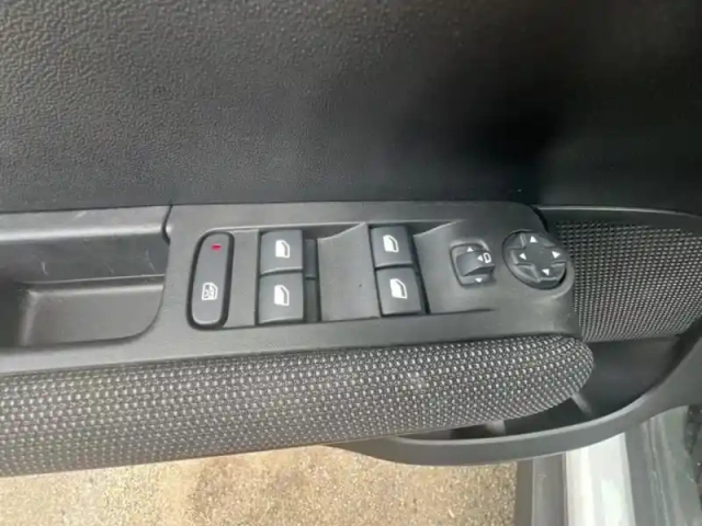Citroën C3 Aircross puretech 110ch s&amp;s c-series — photo 12