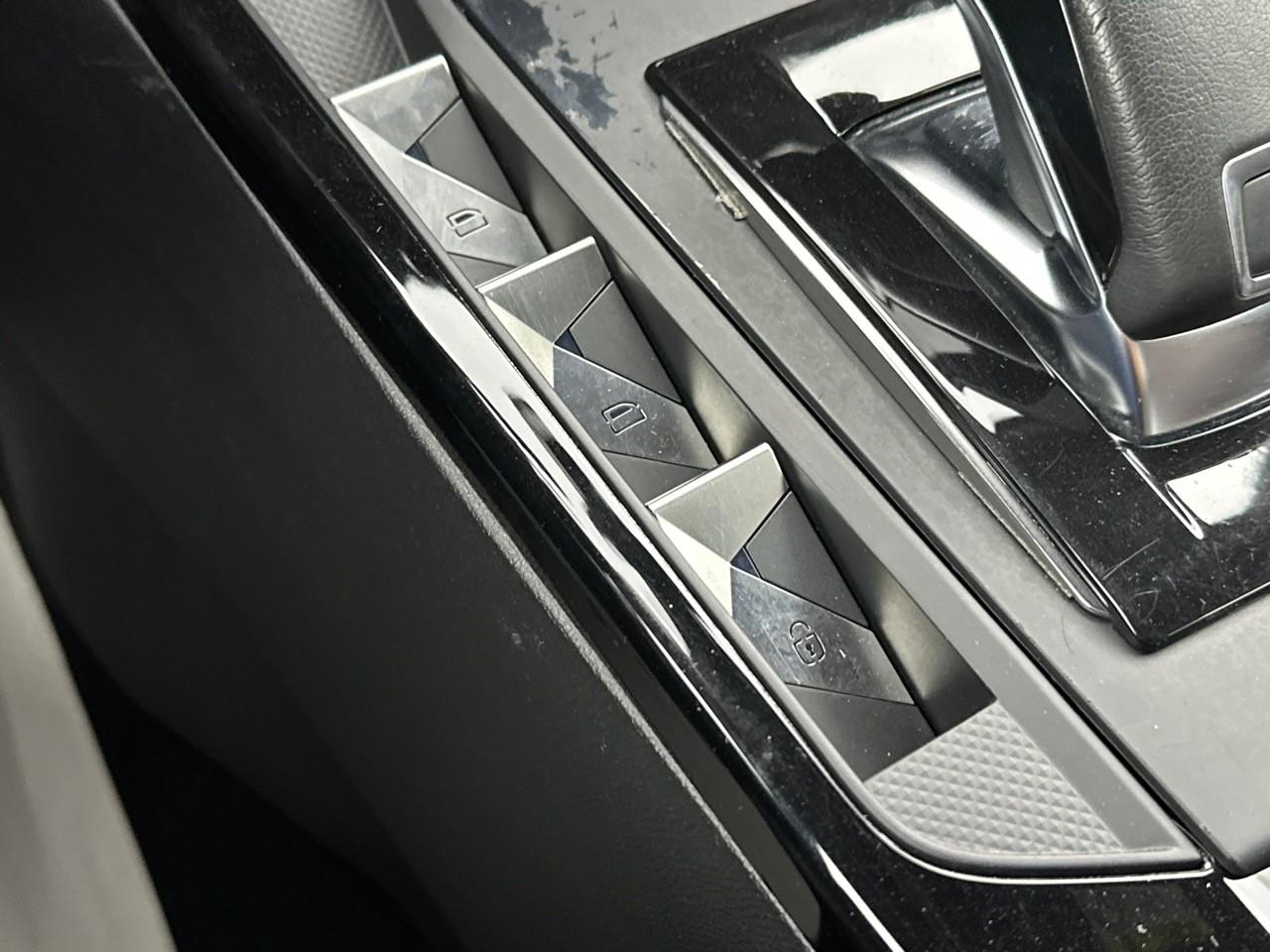 Ds Ds 3 crossback puretech 130 eat8 performance line+ — photo 33