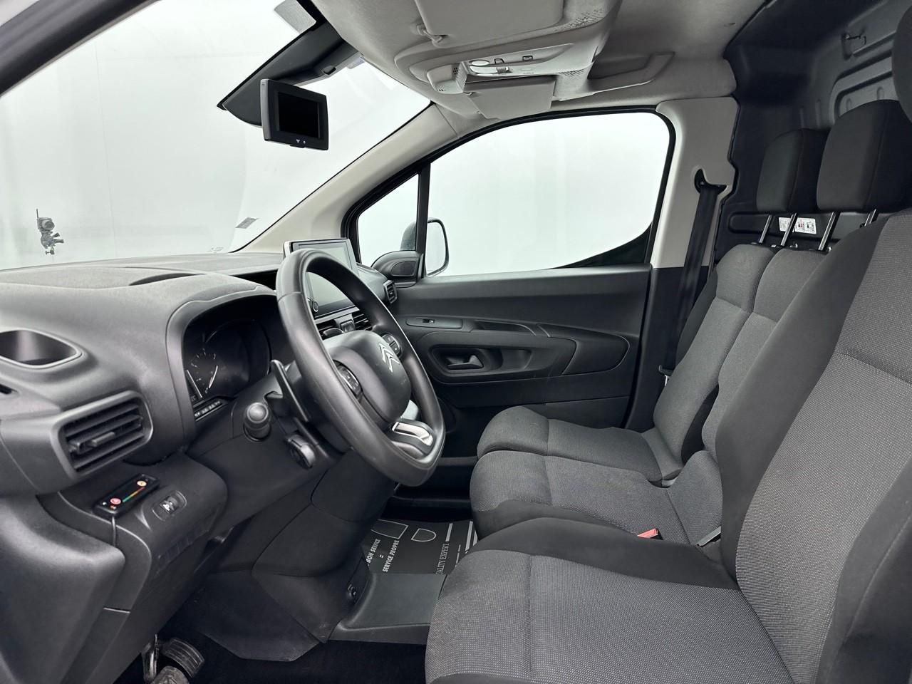Citroën Berlingo van m 650 bluehdi 130 s&s eat8 driver — photo 9