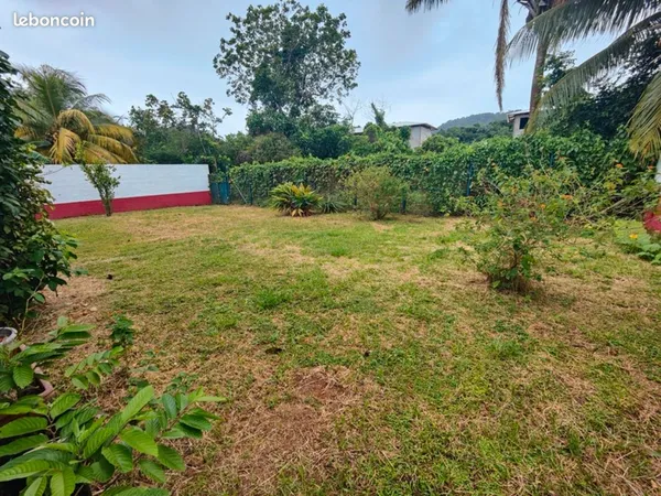Maison 8 pièces 180 m²