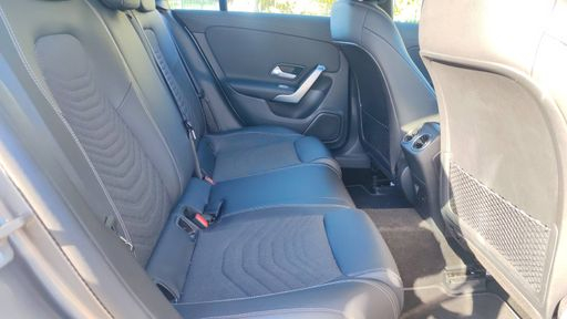 Mercedes Classe CLA Shooting Brake 200 163 7G-DCT - Progressive Line – 2023 – 122578 km – Essence – Boîte Automatique — photo 17