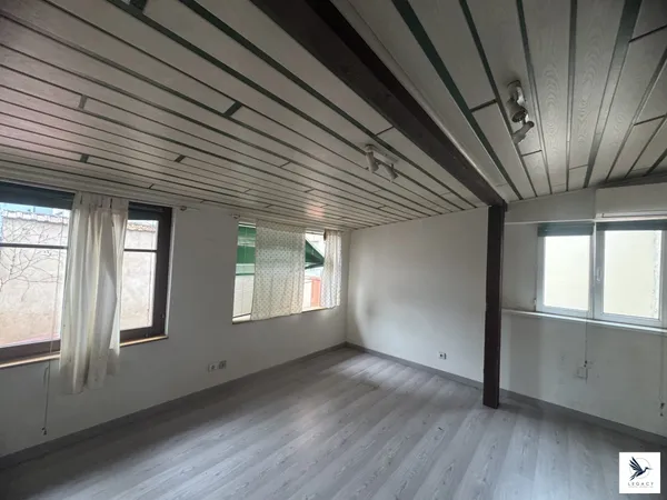 Idéal investisseur studio de 23,28m² à rénover!