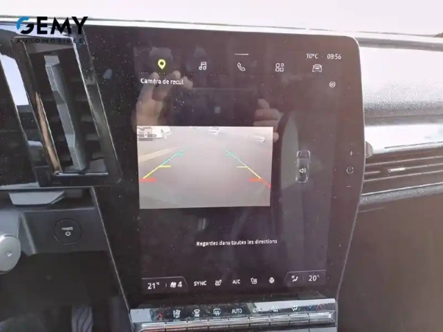 Renault Megane e-tech ev60 220 ch super charge — photo 15