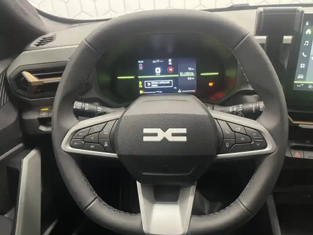Dacia Duster hybrid-g 150 4x4 — photo 26
