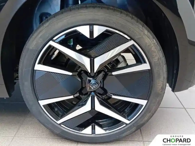 Peugeot 208 hybrid 110 e-dcs6 — photo 20