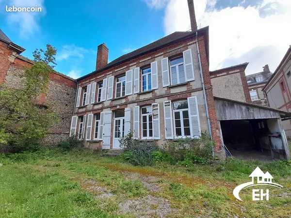 Maison 11 pièces 250 m²