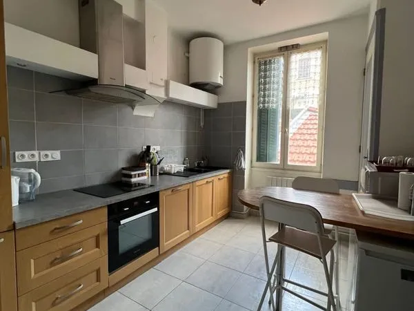 À louer - Appartement T2 meublé de 47,5 m² - Charpennes / République