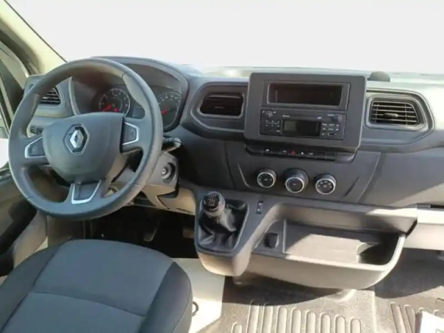 Renault Master fg f3500 l2h2 2.3 blue dci 135ch confort euro6e — photo 13