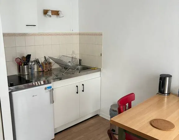 Studio 1 pièce 27 m²