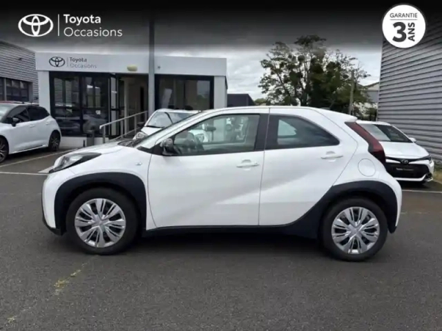 Toyota Aygo X 1.0 vvt-i 72ch dynamic my23 — photo 12