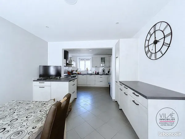 Maison 7 pièces 146 m²