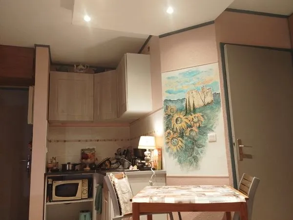 A louer studio meublé 20m2 Gréoux 04800