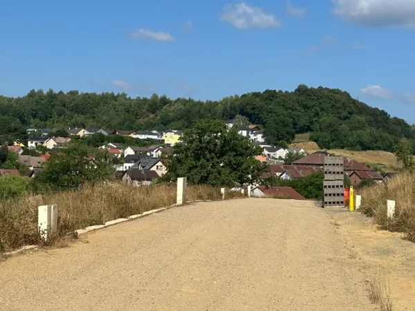 Terrain 405 m²